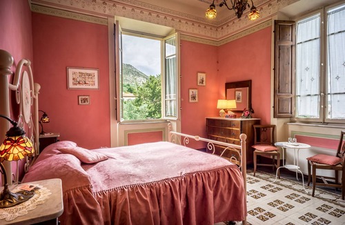 Santa Maria del Giudice House | Marta Guest House