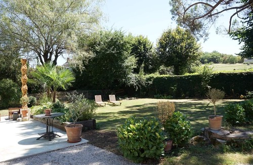 Martel House | Martel Quercy House with garden in Martel