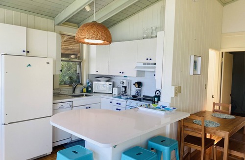 Tisbury Cottage | Martha's Vineyard waterfront with Dock
