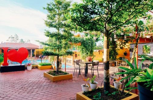 Parmonangan Hotel | Martin Anugrah Hotel & Restaurant