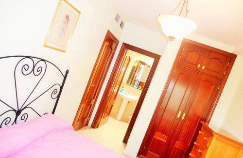 Chana Bed & Breakfast | Martin House & Granada