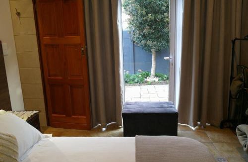Somerset West Apartment | Martin Villa