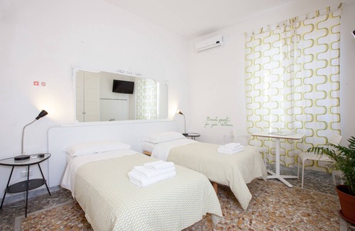 Tuscolano Bed & Breakfast | Martini Bed