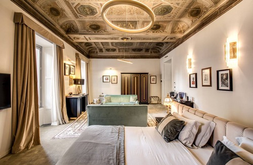 Rione III Colonna Hotel | Martius Private Suites Hotel