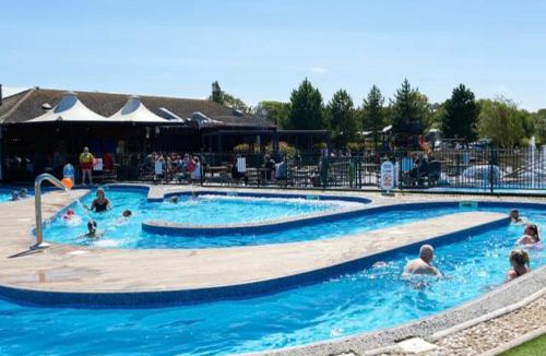 Blackpool Resort | Marton Mere 8 Berth Caravan