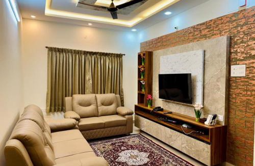 Ram Nagar Apartment | Marvee Luxus Stay