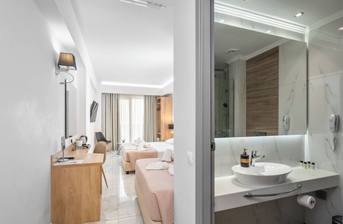 Nea Alikarnassos Hotel | Marvel Deluxe Rooms