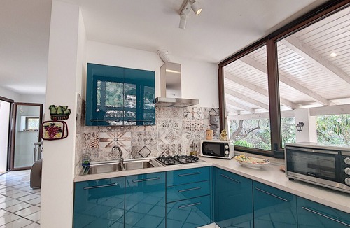 Marina di Marittima Villa | Marvellous property w/heated pool & sea access