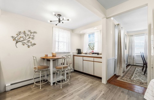 Hackensack House | Marvelous 3-bedroom Family Retreat Near NYC w/ Parking & Views