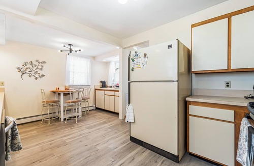 Hackensack House | Marvelous 3-bedroom Family Retreat Near NYC w/ Parking & Views