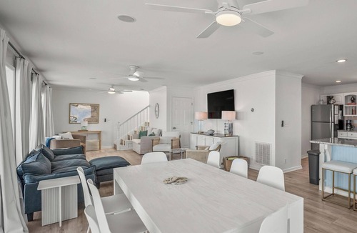 Saint Helena Island House | Marvelous 4-bedroom Oceanfront home in Harbor Island