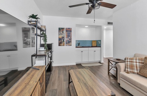 Glendale House | Marvelous 5-bedroom house in family friendly Glendale