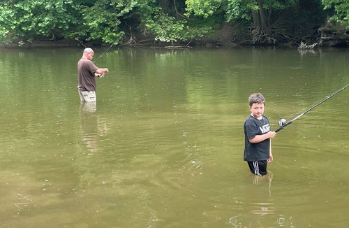 Chillicothe Cabin | Marvelous 5-bedroom cabin with AC in charming Chillicothe great family fishing