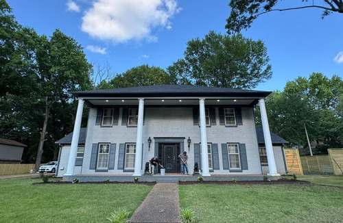 Ellendale House | Marvelous and Spacious Southern Palace with Plenty of Beds