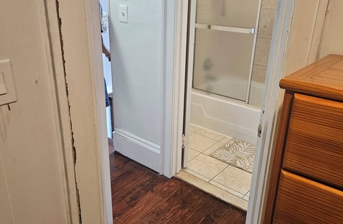 South Farmingdale Apartment | Marvelous apartment in charming Farmingdale NY