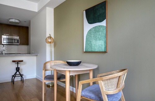 Bay Village Apartment | Marvelous Back Bay 1BR w/Gym & W/D, close to Garden, by Blueground