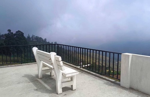Kodaikanal Bed & Breakfast | Marvelous Double room in tranquil Kodaikanal perfect for families