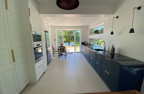Badefols-sur-Dordogne Villa | Marvelous riverside oasis 4-bedroom villa area of historic significance Dordogne