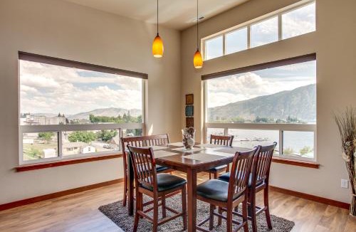 Manson House | Marvelous Manson Condo, Steps to Lake Chelan Beach