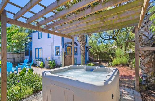 Vilano Beach Apartment | Marvelous Mermaid Bungalow, Dog-Friendly Downstairs Apt in Prime Vilano Beach
