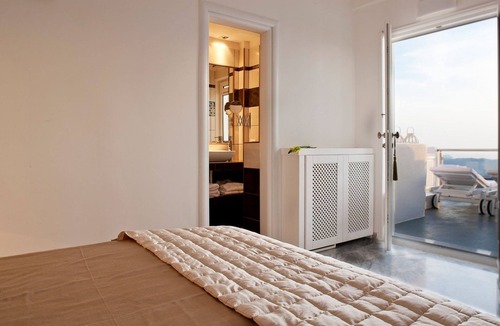 Fira Villa | Marvelous Santorini Villa | 1 Bedroom | Villa Tioumoutiri | Private Jacuzzi