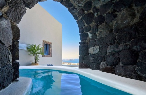 Pyrgos Villa | Marvelous Santorini Apartment | 1 Bedroom Suite | Apartment Jakotsumaru