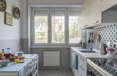 Latina Lido Villa | Marvelous Villa with enjoyable outdoor hot tub, 300m from the sea