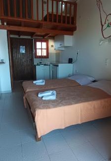 Volissos Apartment | MARVINA