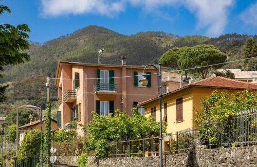 Cinque Terre Apartment | Mary Bridge apartment in villa near best beaches