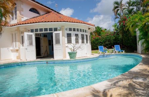 Holder's Hill Villa | Marzalea