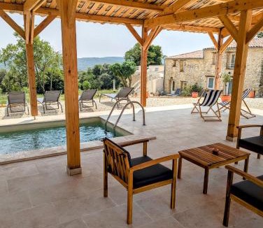 Sainte-Anastasie House | Mas d'Eyrolles