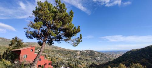 Cabris Bed & Breakfast | Mas des Buscades