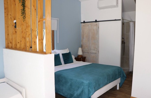 Avignon House | Mas Des Cerisiers