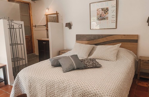 Barjac House | Mas Escombelle - Charming rooms & yurts in the heart of nature