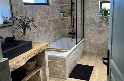 Tarascon House | mas