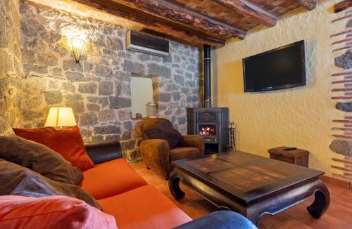 Alforja House | Mas Fullat casa rural Alforja