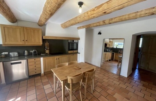 Mallemort House | Mas la Pradelle, at the gates of the Luberon, ideal for 12 people