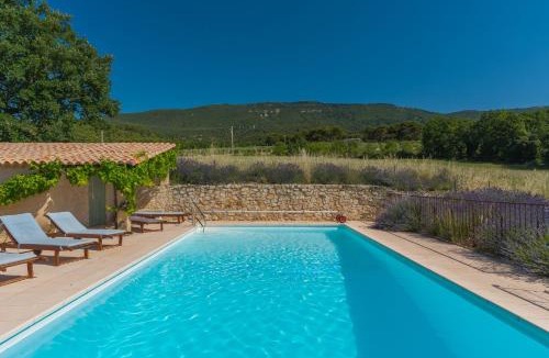 Cabrieres-dʼAigues House | Mas "Les Espinettes" avec piscine