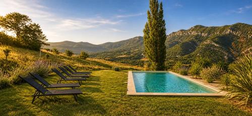 Roche-Saint-Secret House | Mas lysis
