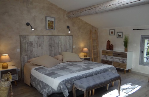 Gordes House | mas val-chenaie