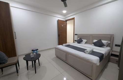 Noida Hotel | Mascot Residency Noida Sector 61