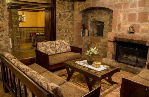 Cella House | Masia Los Camineros