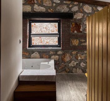 Kestel Hotel | Masklavi