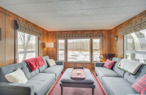 Mason House | Mason Cabin w/Private Dock on Marengo Lake!