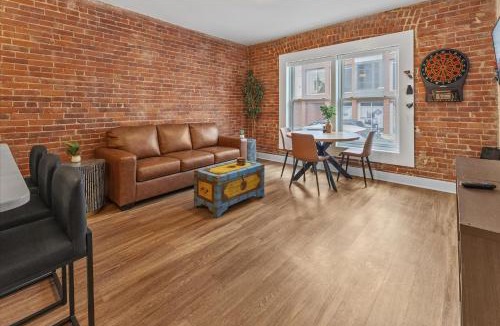 Lockerbie Square Apartment | Mass Ave Double Unit with Patio and Free Parking