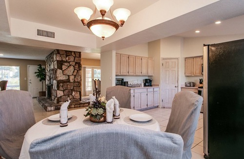 Mesa House | Massive 7 Bdrm Mesa Home w/Tennis Court and Pool