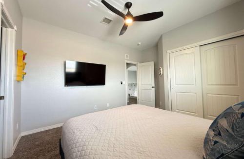 Biggs Field House | Massive Backyard Tri Level Home 4 Bed 3 and a Half Bath