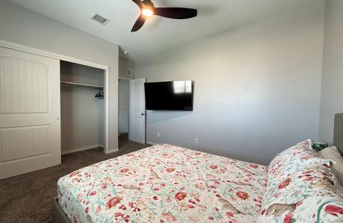 Biggs Field House | Massive Backyard Tri Level Home 4 Bed 3 and a Half Bath