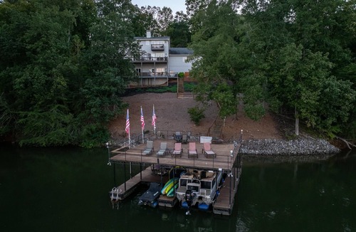 Gainesville House | Massive Lakehouse - Infinity Pool, Hot Tubs, Dock, Firepit