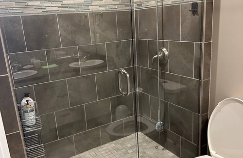 Fort St. John House | Master bedroom (private bathroom)